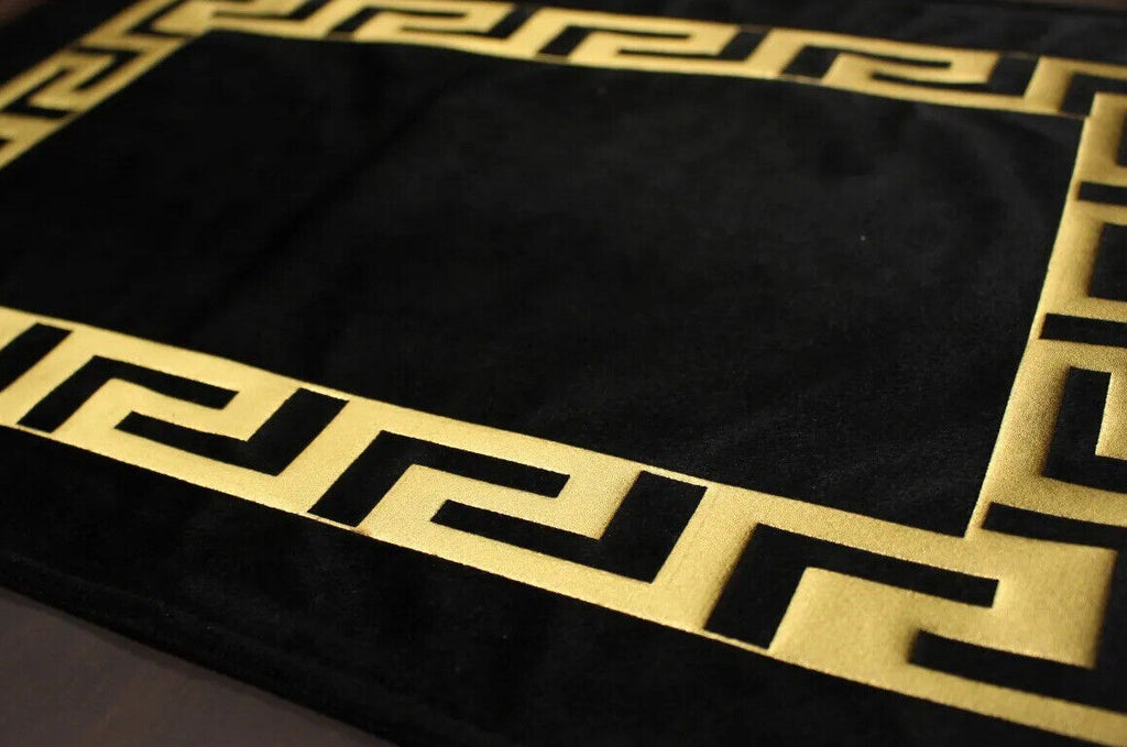 Table runner Luxury sparkle Pure Velvet 72 inches Black with Gold Key